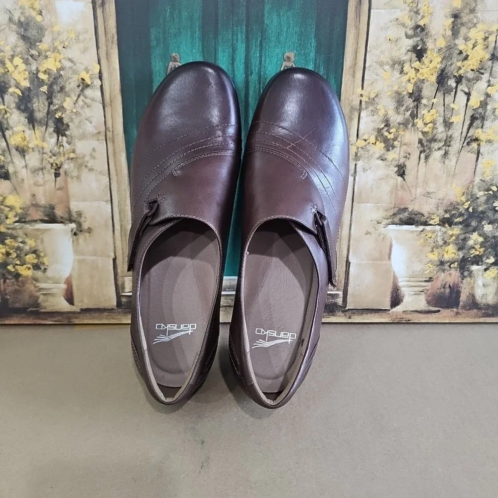 Dansko‎ Franny Loafers Womens Sz 10 Brown Leather Slip On Shoes Comfort Button